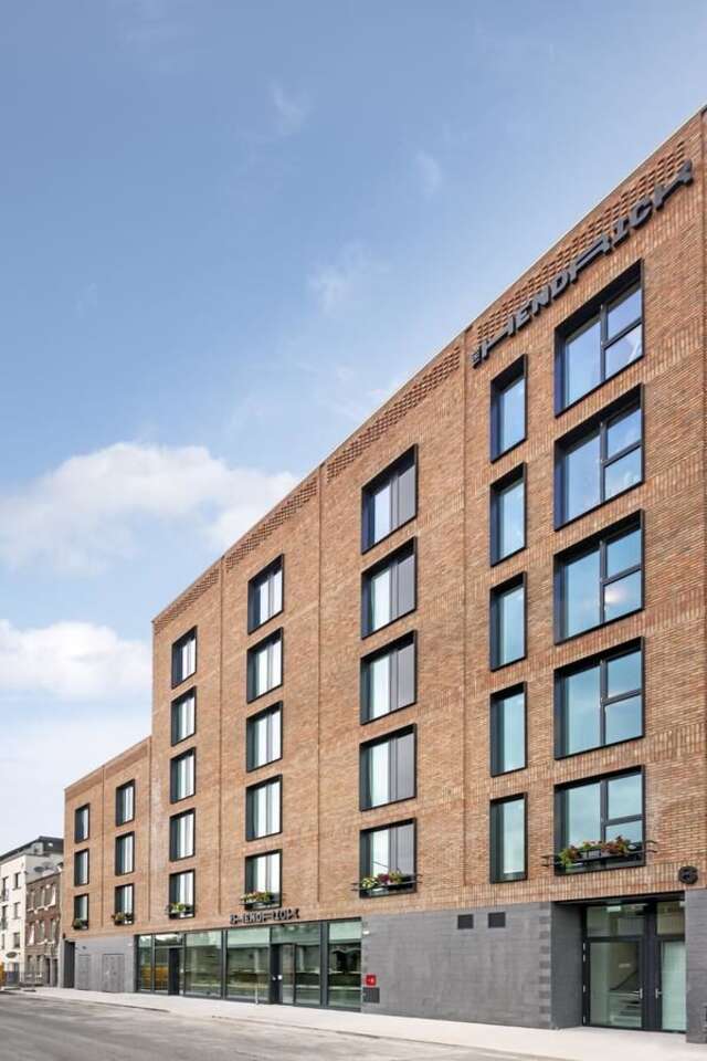 Отель The Hendrick Smithfield Дублин-13